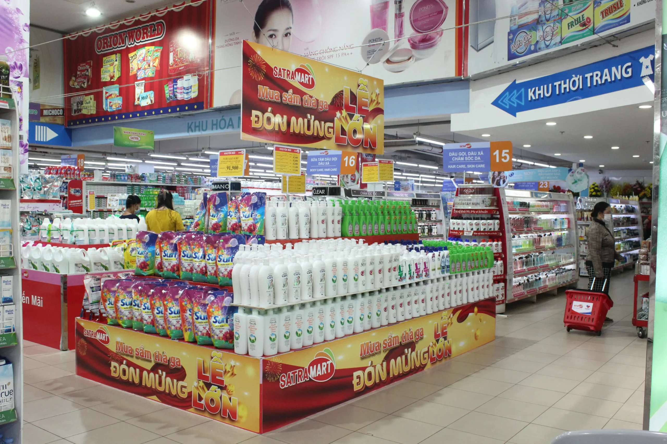 Siêu thị SatraMart Phạm Hùng